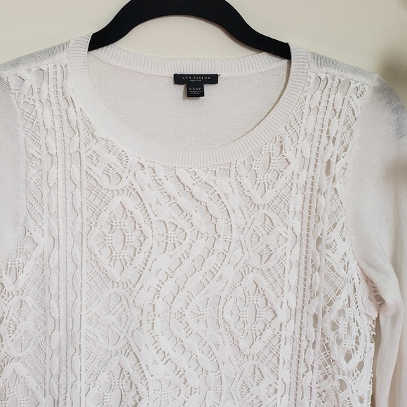 💕Ann Taylor White Sweater - Picture 2 of 4